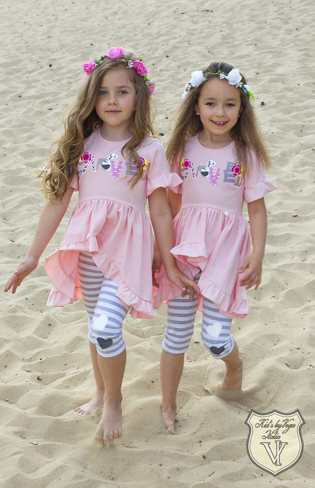 A set of SPANISH: tunic and leggings 3/4 A set of SPANISH: tunic and leggings 3/4