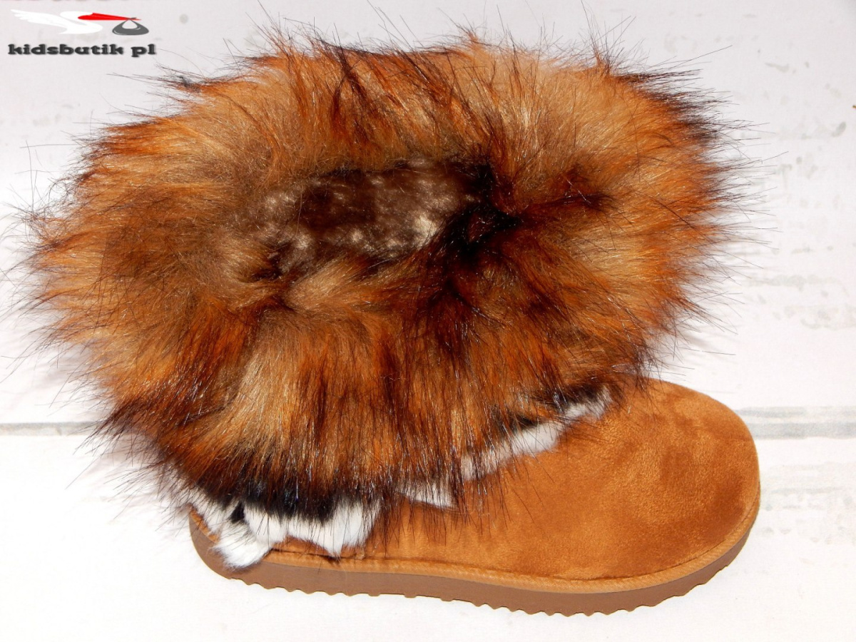 EMU boots with tassels and FUR black