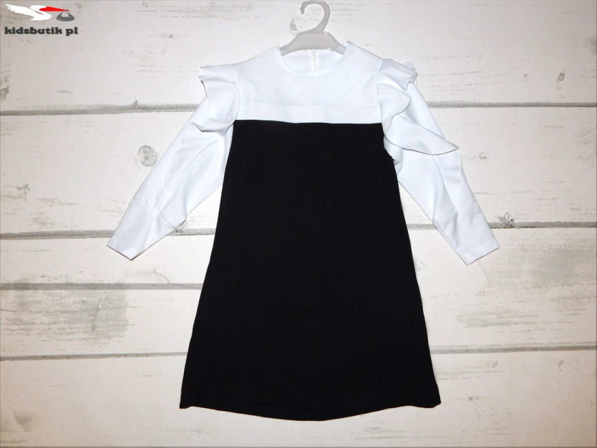 ELZA DRESS WITH FALBANK SLEEVES ELZA DRESS WITH FALBANK SLEEVES