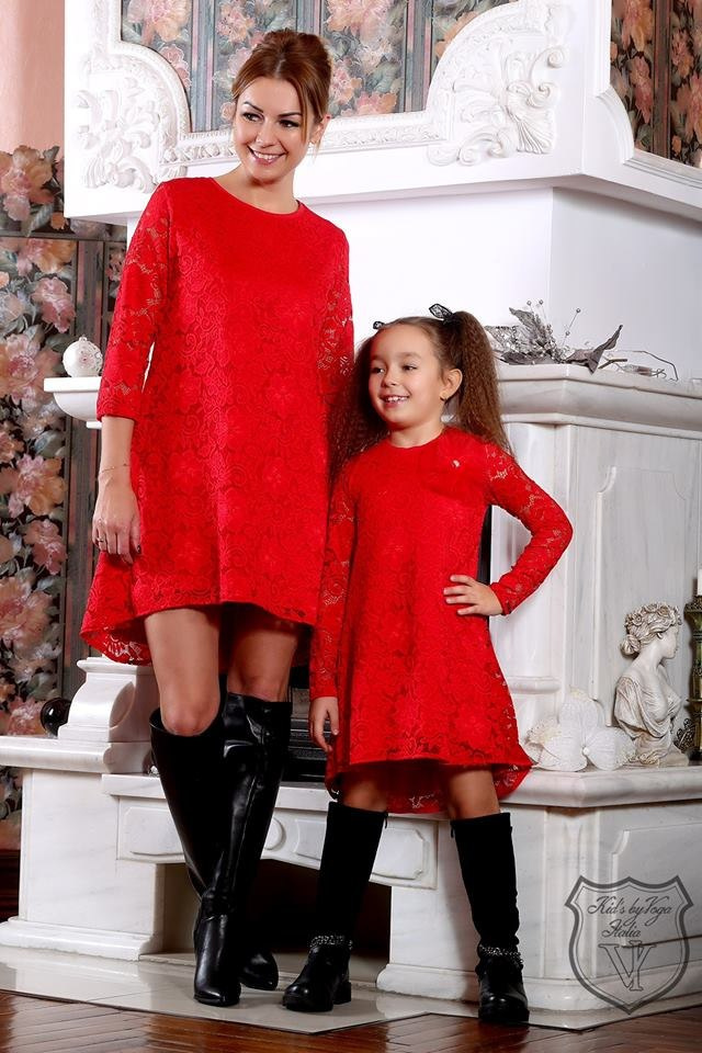 Elegant dress with lace Elegant dress with lace