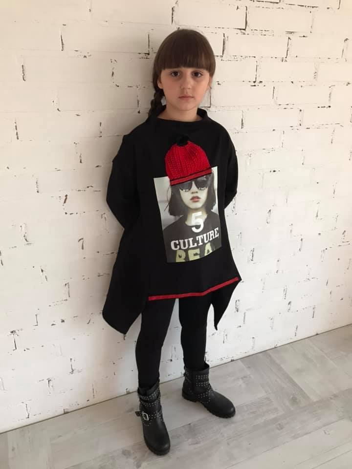 BLANKA tunic with 3D and real tassel BLANKA tunic with 3D and real tassel