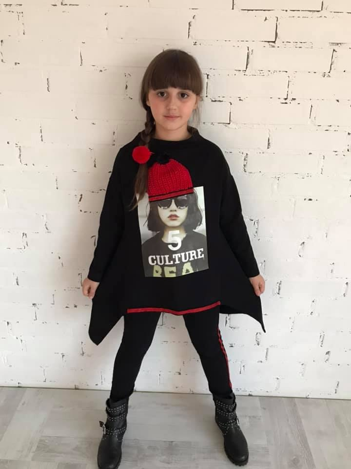 BLANKA tunic with 3D and real tassel BLANKA tunic with 3D and real tassel