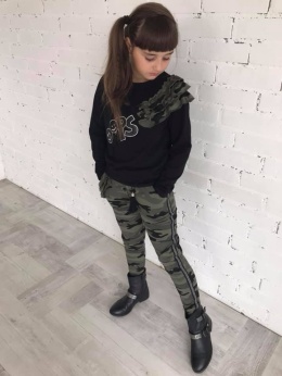 Zestaw moro OLIWIA z aplikacją OOPS i fantazyjnymi falbankami