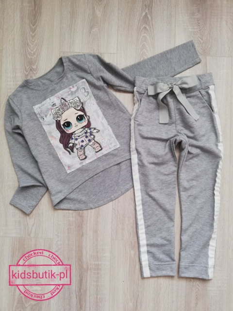 2 piece/tracksuit LOL with a bow and side stripes 2 piece/tracksuit LOL with a bow and side stripes