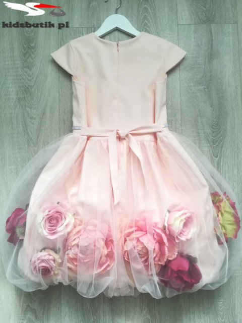 Exclusive ladies ' knitted dress flower Exclusive ladies ' knitted dress flower