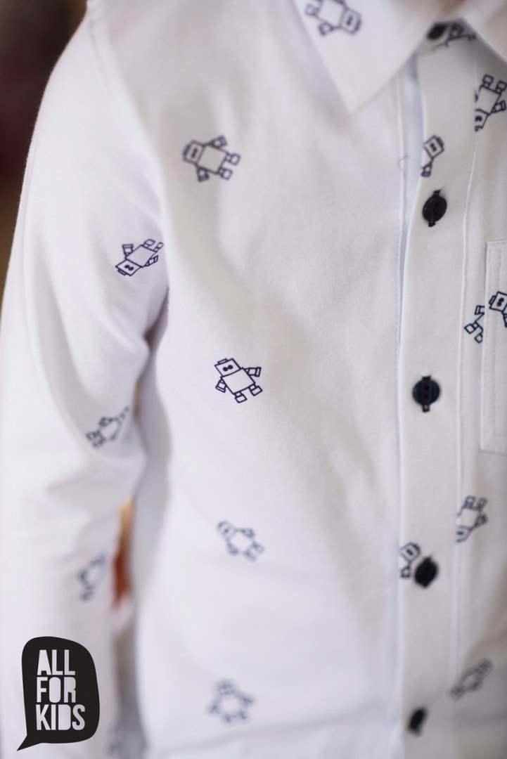 Elegant white shirt with print Elegant white shirt with print