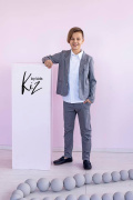 Sports an elegant suit IWO with shirt included. Sports an elegant suit IWO with shirt included.