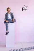 Sports an elegant suit IWO with shirt included. Sports an elegant suit IWO with shirt included.