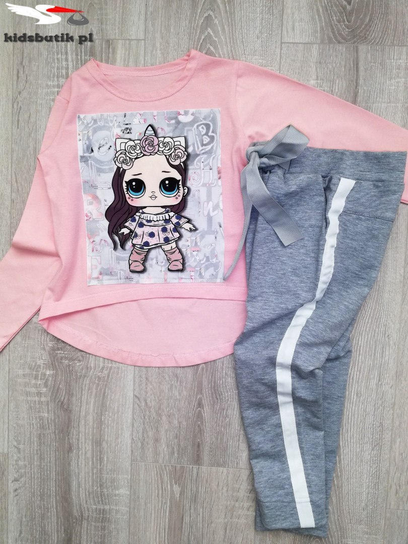 2 piece/tracksuit LOL with a bow and side stripes 2 piece/tracksuit LOL with a bow and side stripes