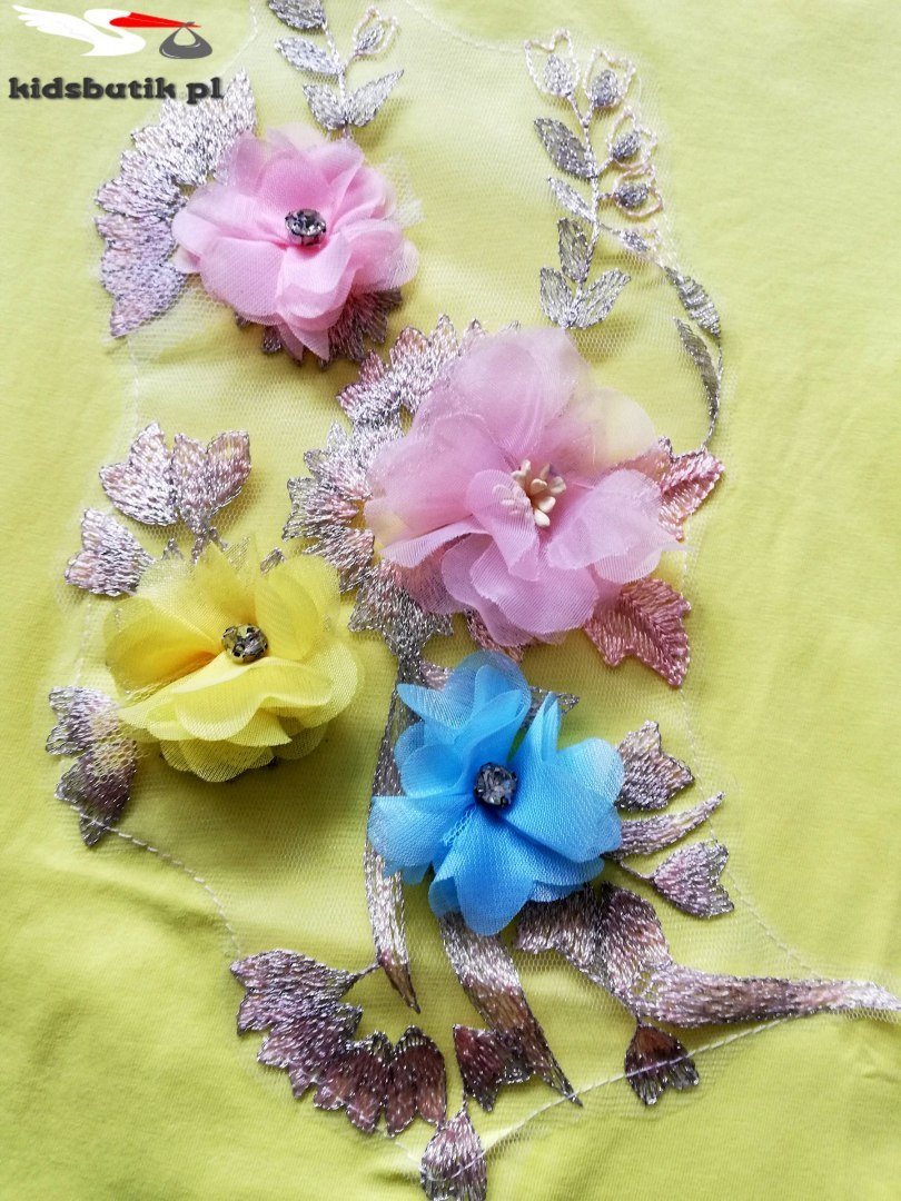Blouse with embroidery and 3D flowers - yellow Blouse with embroidery and 3D flowers - yellow