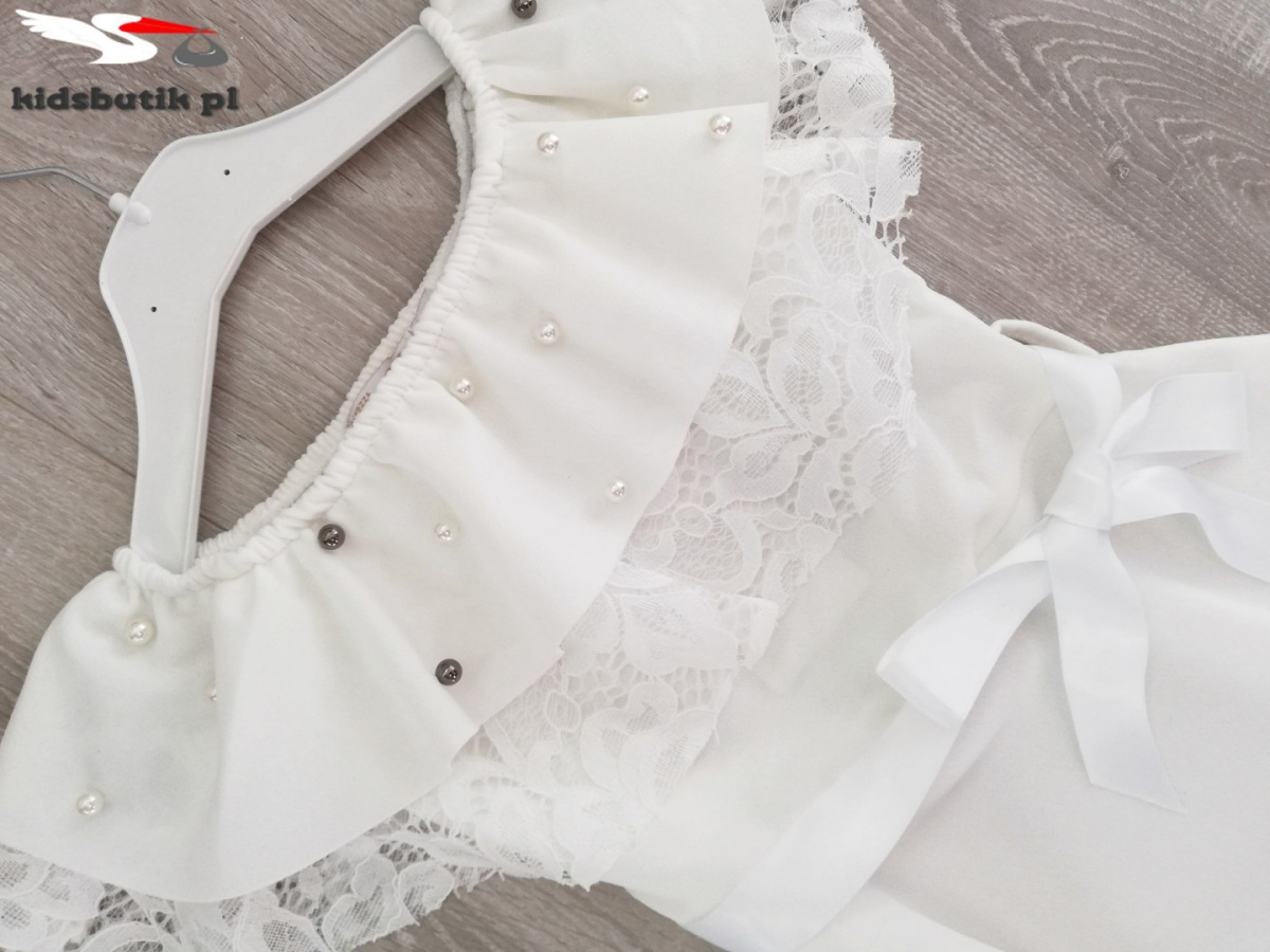 Elegant dress SPANISH with lace and beads Elegant dress SPANISH with lace and beads