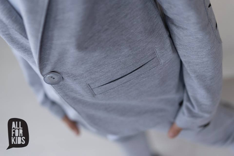 Elegantly sporty gray suit SWALLOWS with patches Elegantly sporty gray suit SWALLOWS with patches