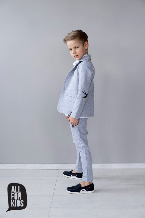 Elegantly sporty gray suit SWALLOWS with patches Elegantly sporty gray suit SWALLOWS with patches