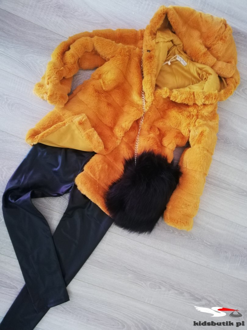 Coat furry honey Coat furry honey