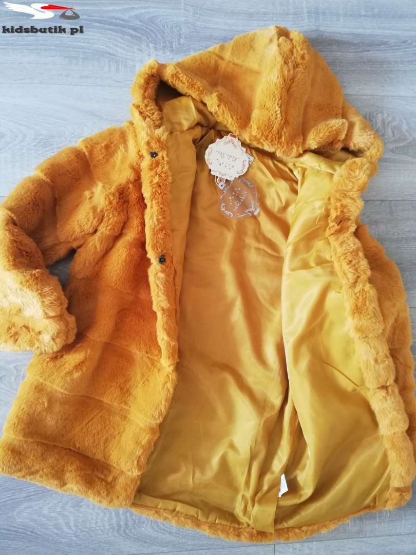 Coat furry honey Coat furry honey
