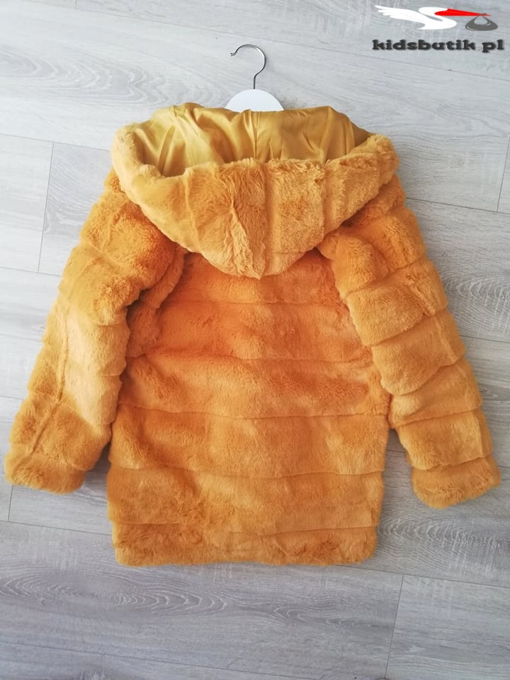Coat furry honey Coat furry honey