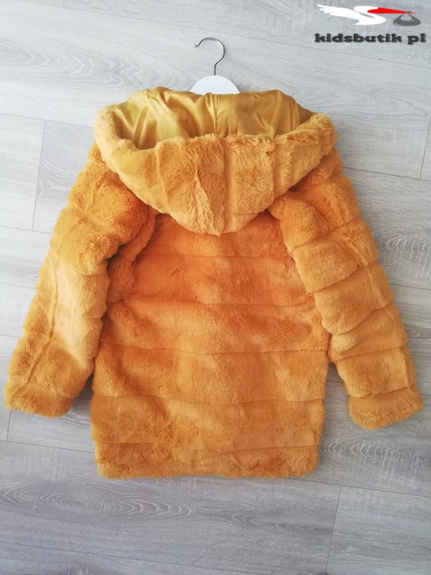 Coat furry honey Coat furry honey