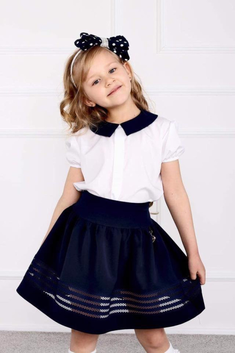 Elegant school skirt with mesh Elegant school skirt with mesh