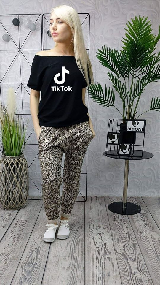 T-shirt, t-shirt TIK TOK - black T-shirt, t-shirt TIK TOK - black
