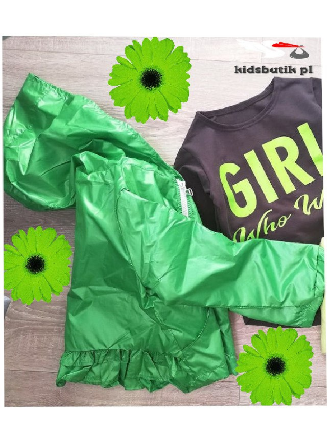Immaculate windbreaker jacket with hood and baskinka Immaculate windbreaker jacket with hood and baskinka