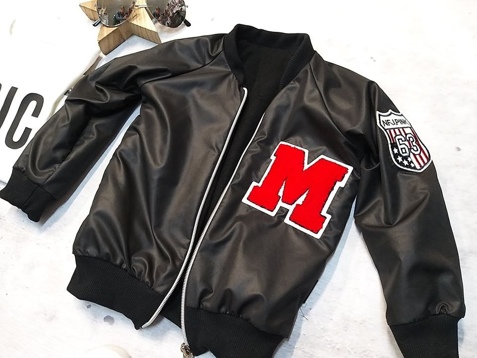 Immaculate bomber jacket on the fleece with M - black Immaculate bomber jacket on the fleece with M - black