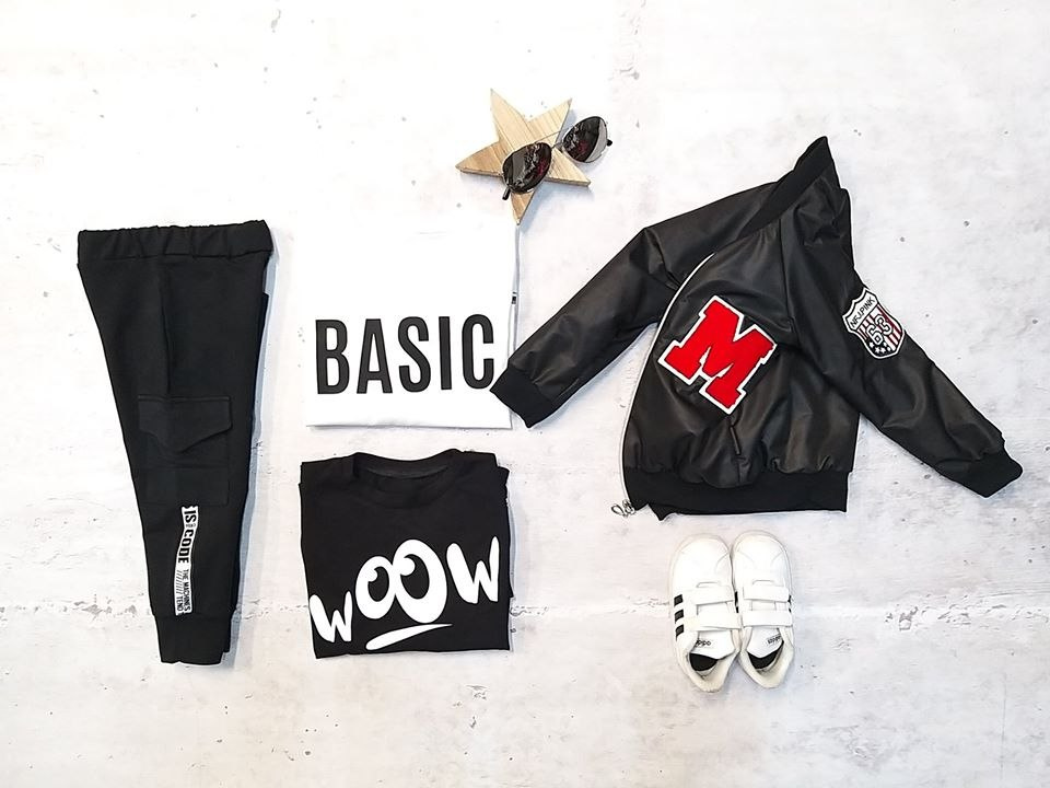 Immaculate bomber jacket on the fleece with M - black Immaculate bomber jacket on the fleece with M - black