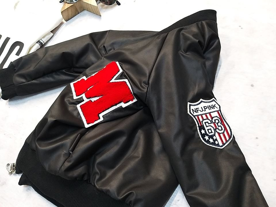 Immaculate bomber jacket on the fleece with M - black Immaculate bomber jacket on the fleece with M - black