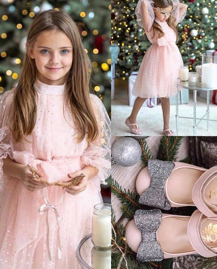 Victoria's occasional dress with tulle in peas - powder edible pink Victoria's occasional dress with tulle in peas - powder edible pink