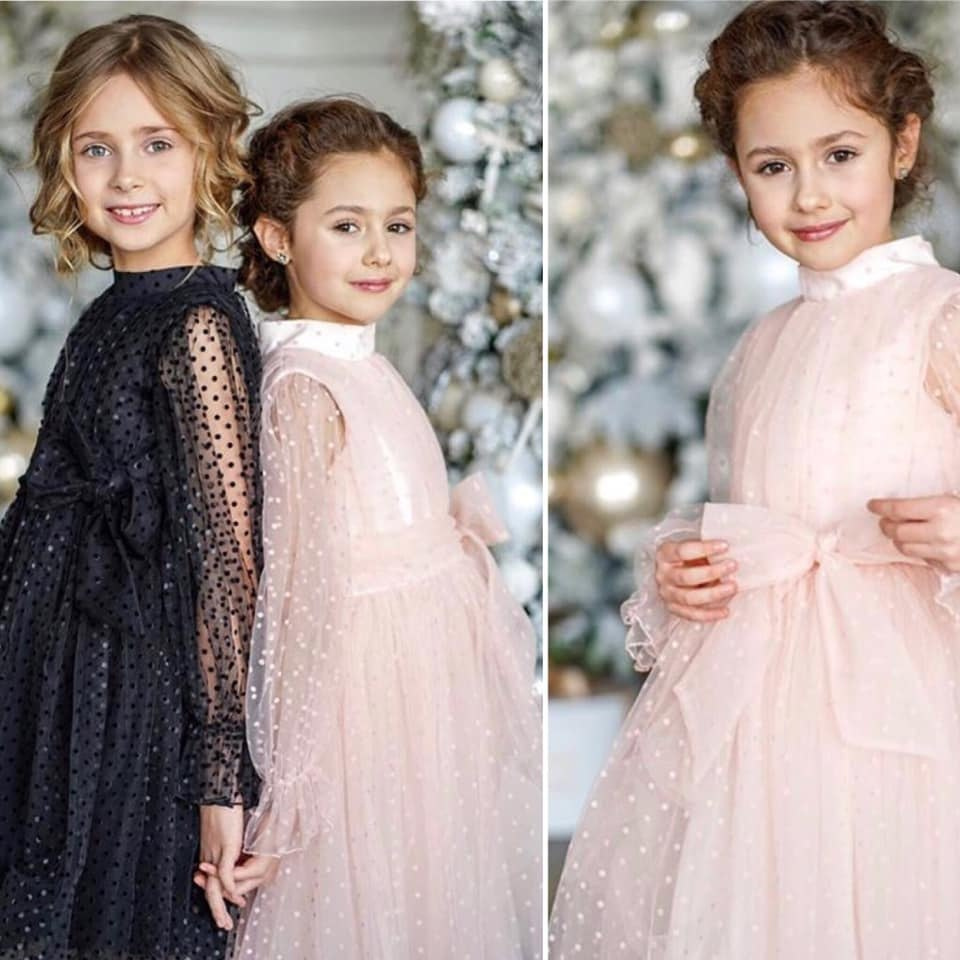 Victoria's occasional dress with tulle in peas - powder edible pink Victoria's occasional dress with tulle in peas - powder edible pink