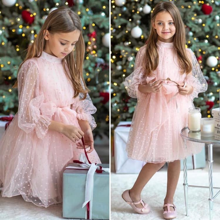 Victoria's occasional dress with tulle in peas - powder edible pink Victoria's occasional dress with tulle in peas - powder edible pink