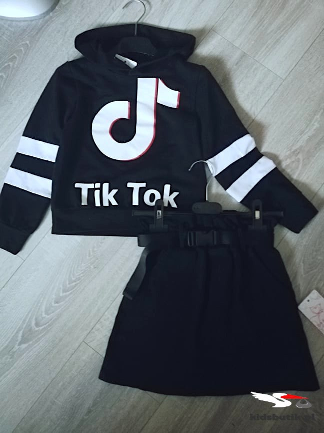 Skirt jeans with belt and high waist Skirt jeans with belt and high waist
