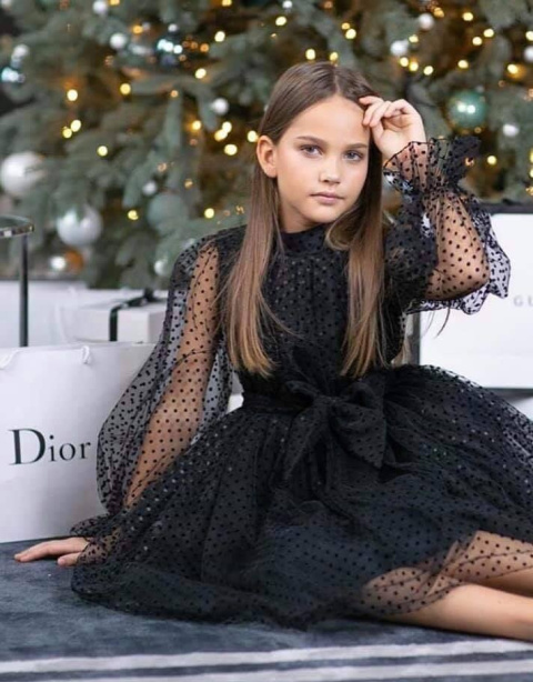 Victoria's occasional dress Victoria's occasional dress