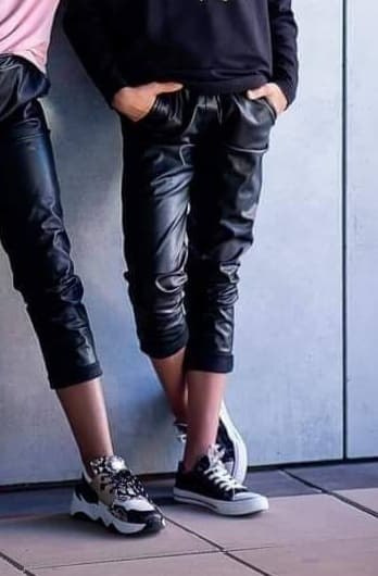 Long trousers in eco-leather Long trousers in eco-leather