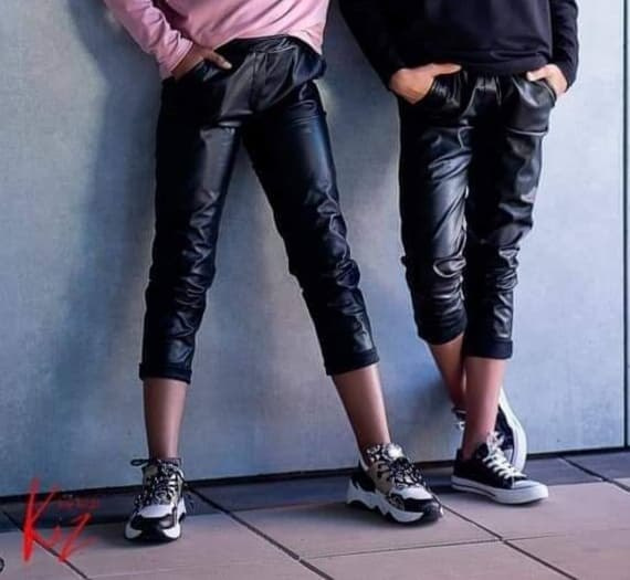 Long trousers in eco-leather Long trousers in eco-leather