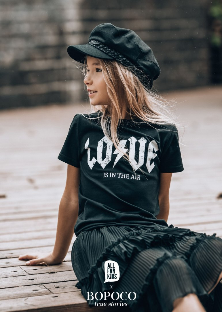 Tshirt LOVE - black Tshirt LOVE - black