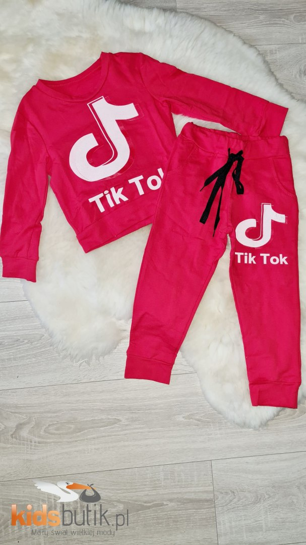 TRACKSUIT KIT TIK TOK - Black TRACKSUIT KIT TIK TOK - Black