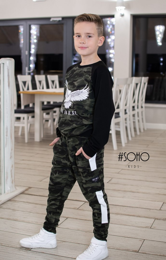 Camo set with an eagle Camo set with an eagle