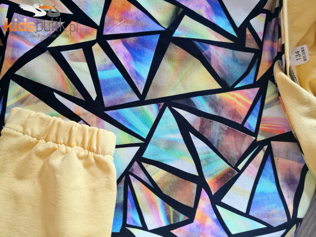 Hoodie COLORFUL TRIANGLES - lemon Hoodie COLORFUL TRIANGLES - lemon