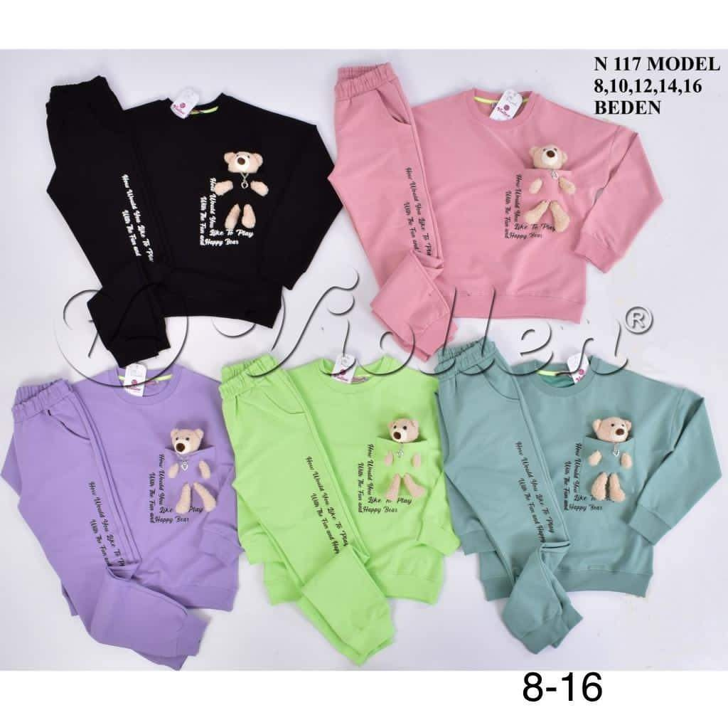 Tracksuit with teddy bear in the pocket and inscriptions - mint Tracksuit with teddy bear in the pocket and inscriptions - mint