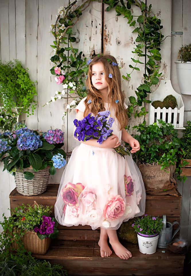 Exclusive ladies ' knitted dress flower Exclusive ladies ' knitted dress flower