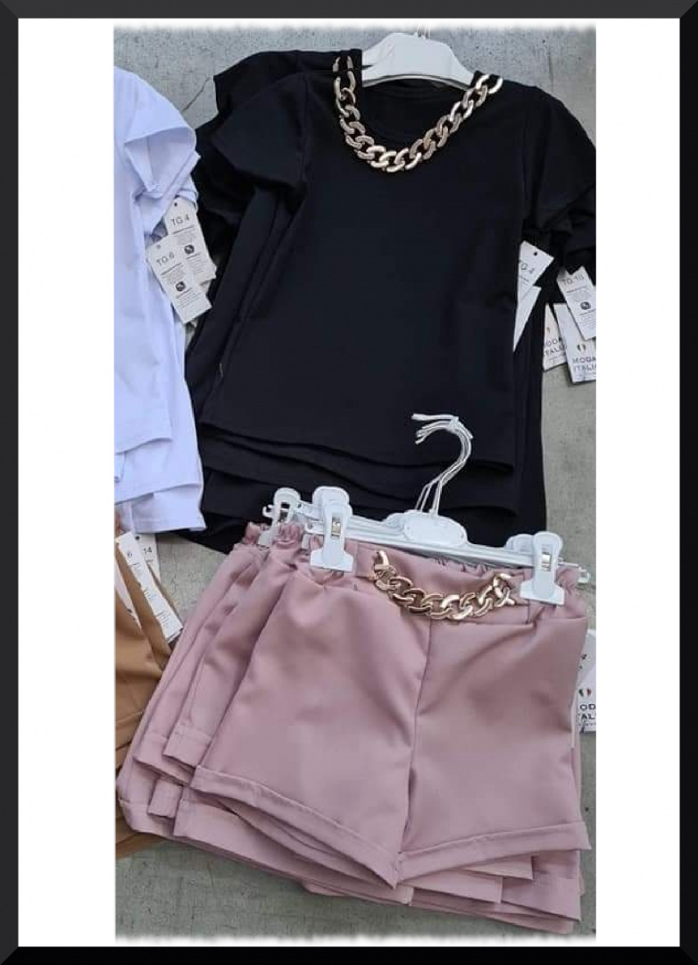 Short shorts / shorts GOLD CHAIN - powder pink Short shorts / shorts GOLD CHAIN - powder pink