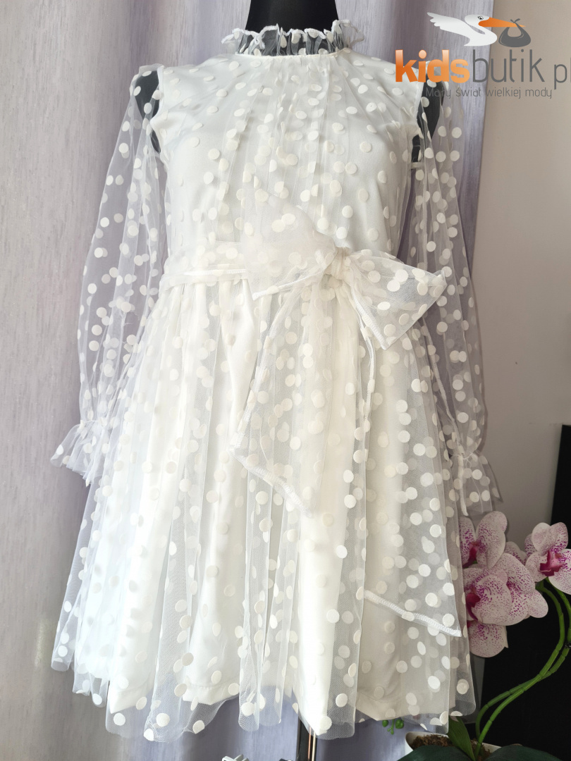 Victoria's occasional dress Victoria's occasional dress
