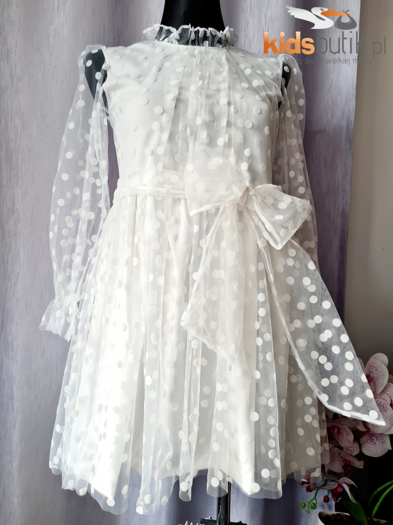 Victoria's occasional dress Victoria's occasional dress
