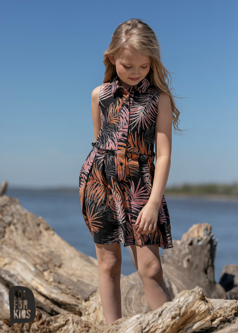 Shirt dress with LEAVES collar Shirt dress with LEAVES collar