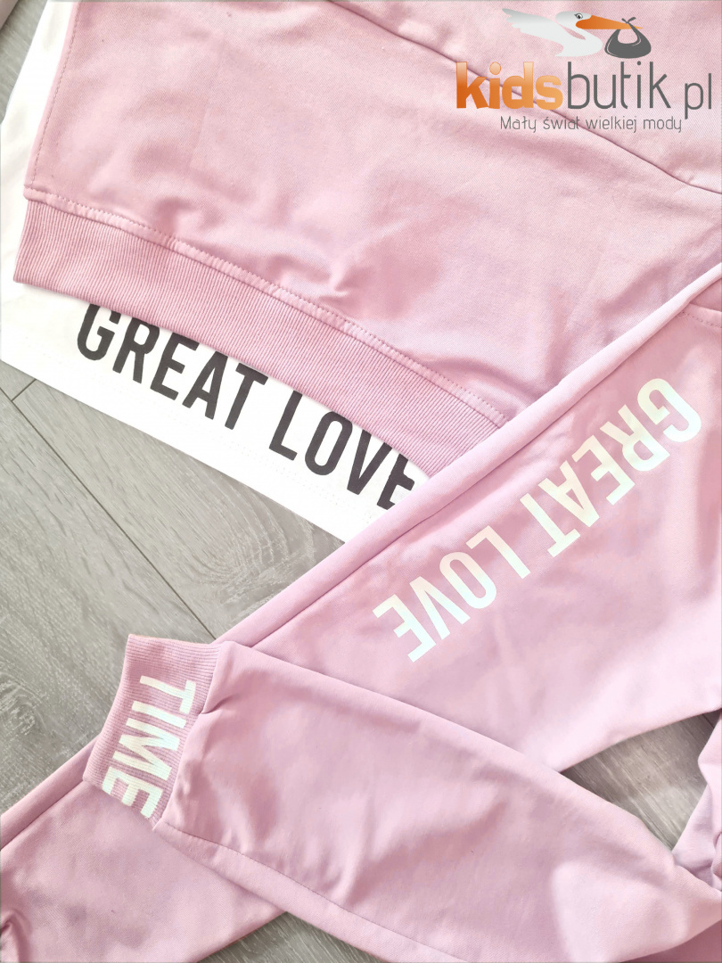 GOOD THINGS TAKE TIME tracksuit set - powder pink GOOD THINGS TAKE TIME tracksuit set - powder pink