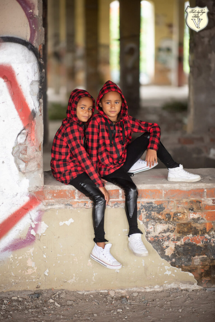 Warm red plaid sweatshirt-shirt Warm red plaid sweatshirt-shirt
