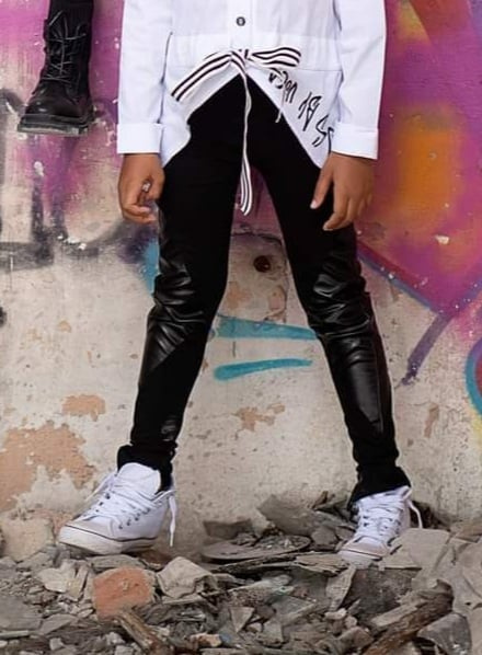 Black leggings with eco-leather inserts Black leggings with eco-leather inserts