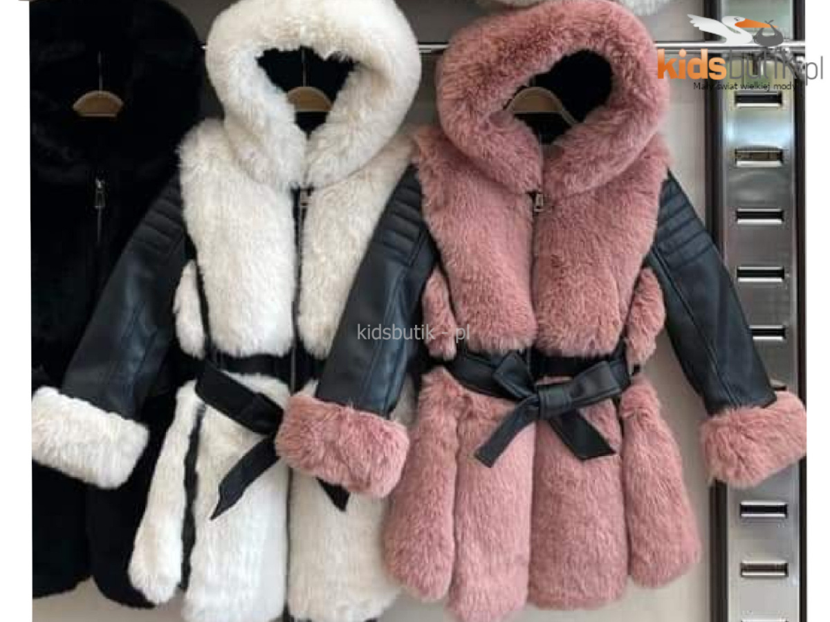 Winter sheepskin/coat with fur and strap - with pink Winter sheepskin/coat with fur and strap - with pink