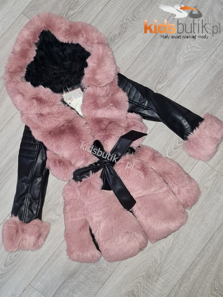 Winter sheepskin/coat with fur and strap - with pink Winter sheepskin/coat with fur and strap - with pink