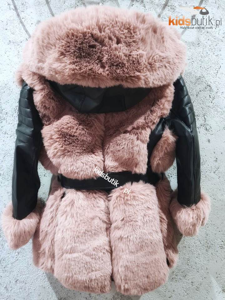 Winter sheepskin/coat with fur and strap - with pink Winter sheepskin/coat with fur and strap - with pink